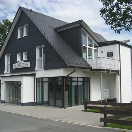 Haus Astenblick Penzion 4*