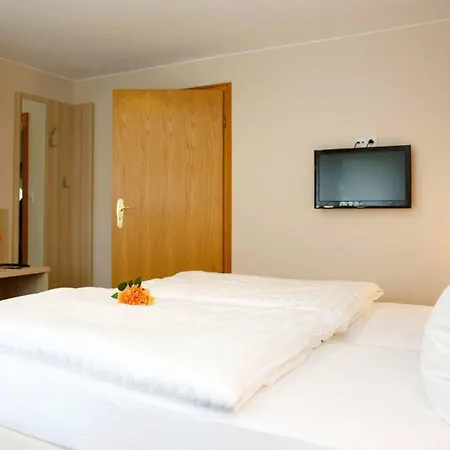 Haus Astenblick 4*