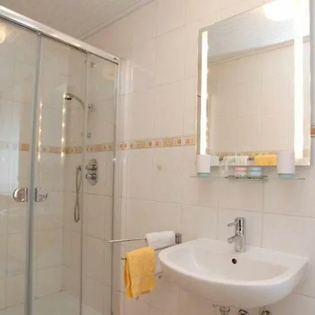 Haus Astenblick 4*